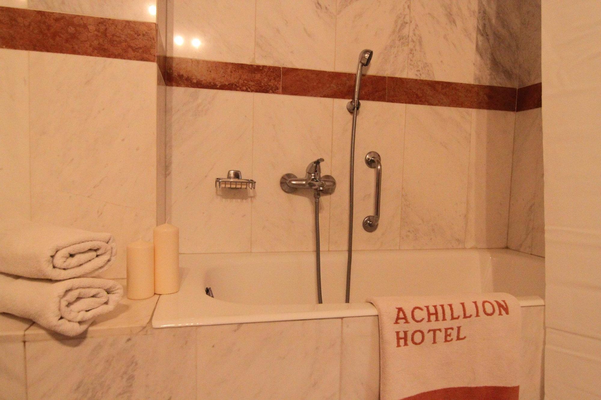 Achillion Hotel Atenas Exterior foto